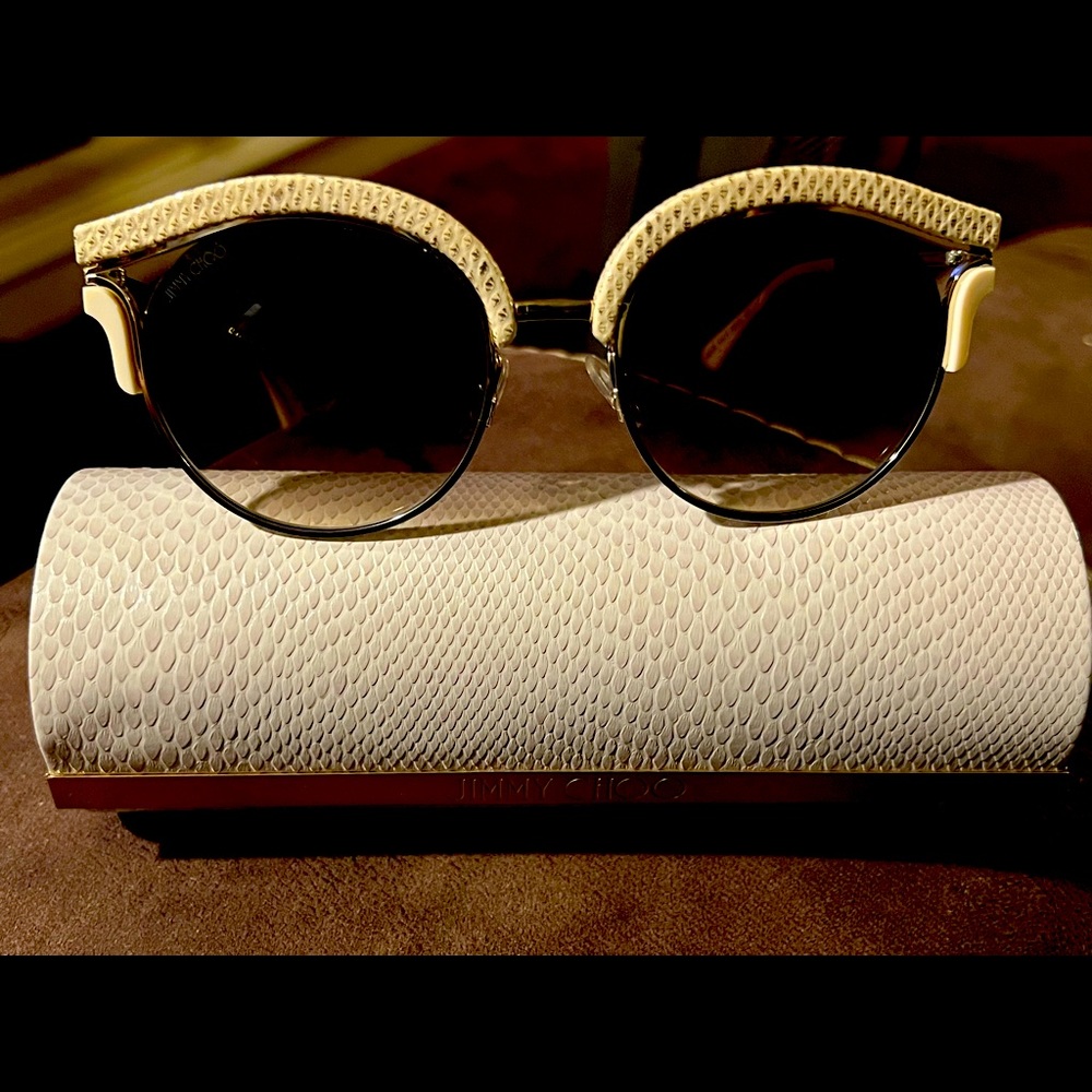 high end Jimmy Choo sun glasses. case, cloth,
pouch 
100% AUTHENTIC!